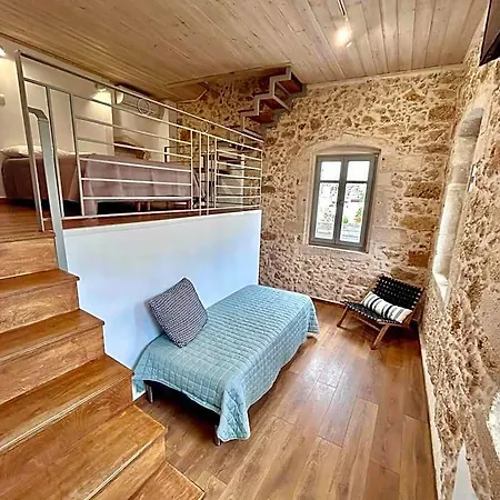 Ferienhaus Kazalakis Chania Harbor Roof Retreat *