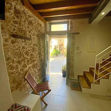 Kazalakis Chania Harbor Roof Retreat *