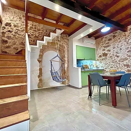 Casa vacanze Kazalakis Chania Harbor Roof Retreat *
