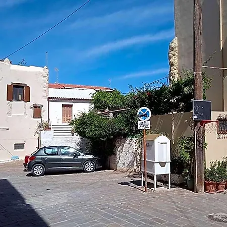 Kazalakis Chania Harbor Roof Retreat *