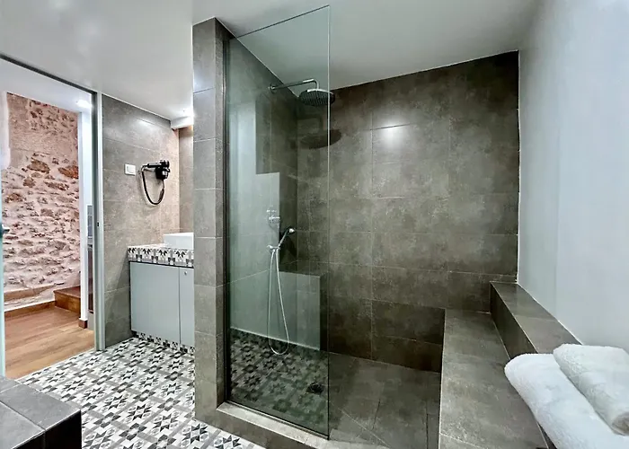 Kazalakis Chania Harbor Roof Retreat Holiday home *