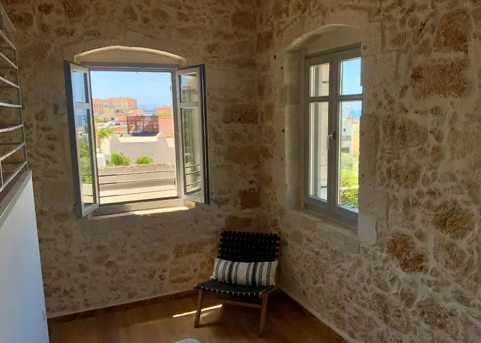 Kazalakis Chania Harbor Roof Retreat *