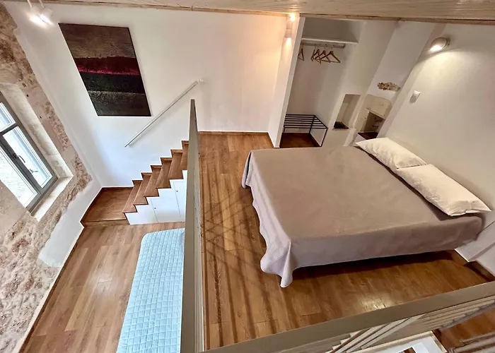 Kazalakis Chania Harbor Roof Retreat Holiday home *